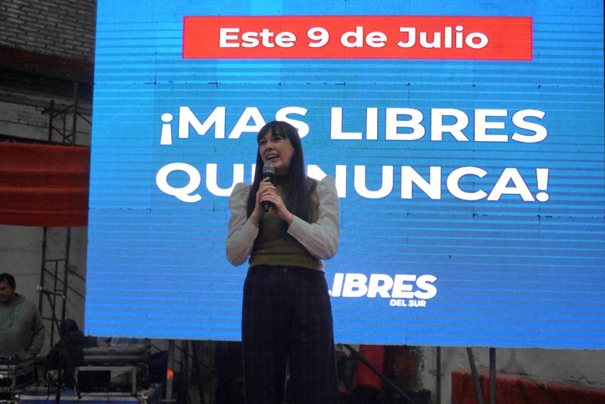 FEDEMASSOTUC's tweet photo. Venimos de hace mucho tiempo construyendo la idea de tener una Argentina que soñaron nuestros próceres. Y esa Argentina es diametralmente opuesta a la que hoy tenemos a nivel nacional. https://t.co/jLHXMLlj6b