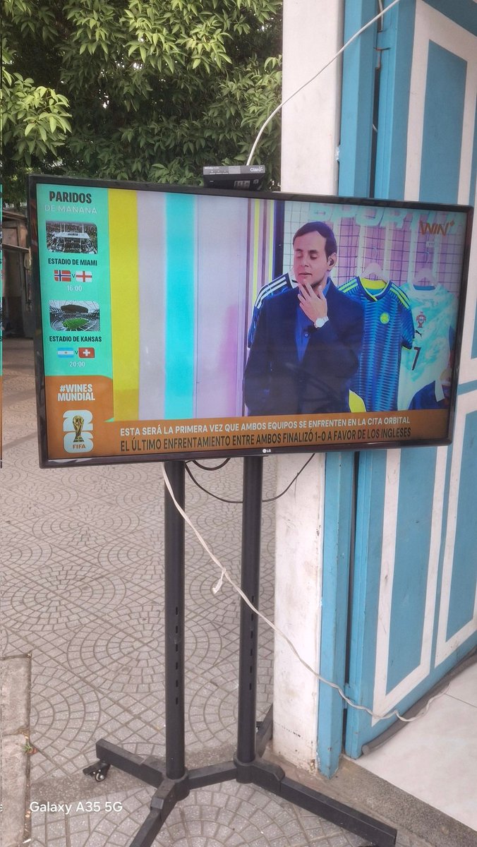 dragblem's tweet photo. Los paridos de mañana jajajaja @WinSportsTV https://t.co/iLLlWue74I