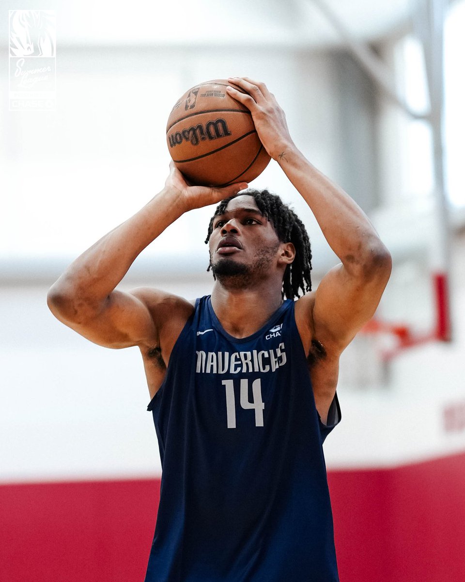 dallasmavs's tweet photo. The SL work continues 🎰

@Chase  // #MFFL https://t.co/GOUFHva5LI