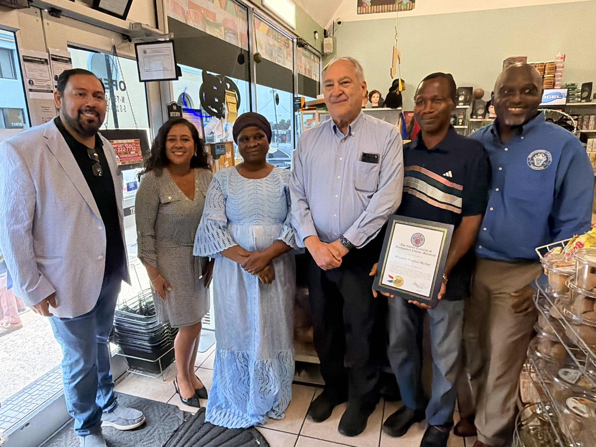MontCoExec's tweet photo. This afternoon, I stopped by Wheaton Tropical Market to celebrate 11 years serving Montgomery County. For over a decade, they’ve supported our diverse community with global products and a welcoming space. Congrats on 11 years! https://t.co/Kp6cALBSGo