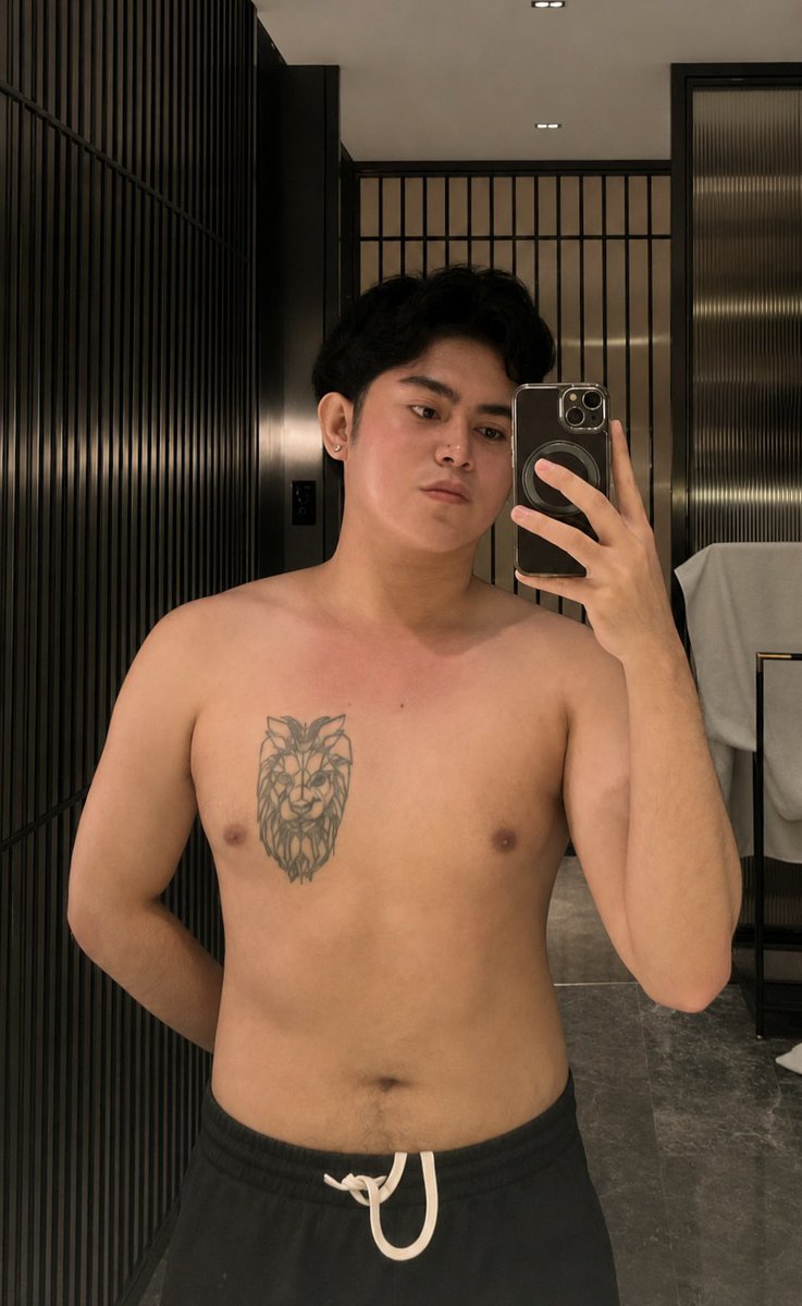 utsmavin_'s tweet photo. Cuddle weather💦
#bacolodcity https://t.co/FPyiTEsvFQ