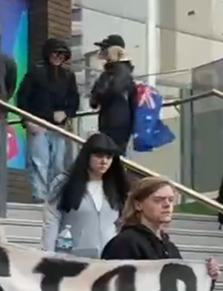 Terrylikes45293's tweet photo. @i_m_aadity @aus_pill this girl Acacia Roe the whole time she was there was speaking with different boys and she has had many many different boyfriends herself that she broke up with one of them being pakistani really https://t.co/J5XJPfJnQx