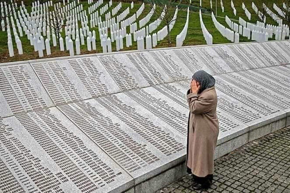 Srebrenitsa Soykırımı'nın 31. Yıl Dönümü: Unutulmayan Acı ve Uluslararası Sorumluluklar