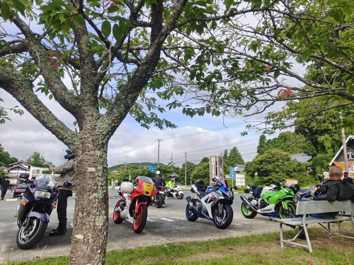 ZX6R636w's tweet photo. 作手煮え煮え😎
#作手 https://t.co/1VNjWi25Gx