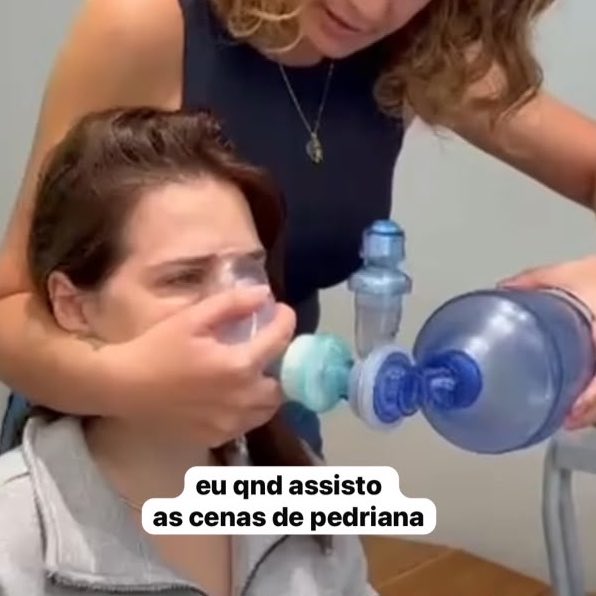 yaxscomentss's tweet photo. pov eu todos os dias assistindo a novela https://t.co/1rA6hli202
