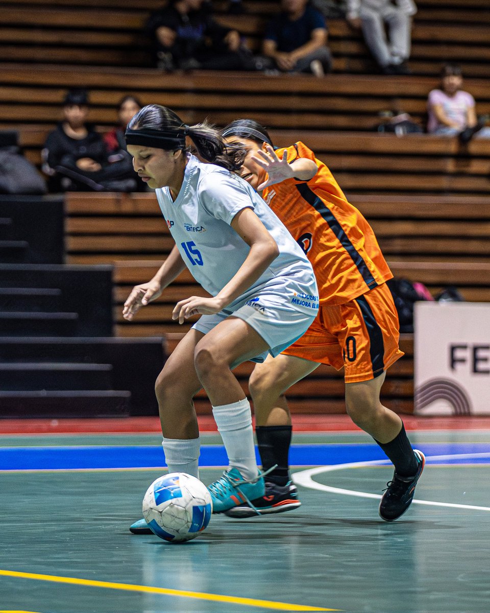 perufedup's tweet photo. 🏆🔥 ¡TENEMOS GANADOR! 🔥🏆

Tras una gran final llena de emoción, entrega y espíritu competitivo, se define al ganador de la FEDUP Liga Universitaria de Futsal Damas División Ascenso - Apertura 2026.

#LigaUniversitaria #FEDUP #Ganador #DeporteUniversitario https://t.co/ENa8w00AsC