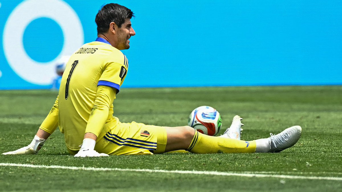 TouchlineX's tweet photo. 🚨🗣️ Thibaut Courtois: "I want to rest for a year without any Belgium matches."

"Then I want to play in the EURO qualifiers and the 2028 EURO."

"I don't know if Belgium will agree to this." https://t.co/slcJhnEPSs