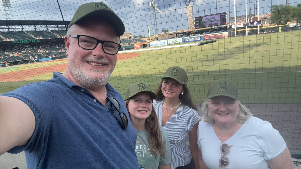 ismithKDKA's tweet photo. A trip to Virginia Beach is never complete without a stop at Harbor Park to see the @NorfolkTides play! Love this place! https://t.co/AL8LfkDslE