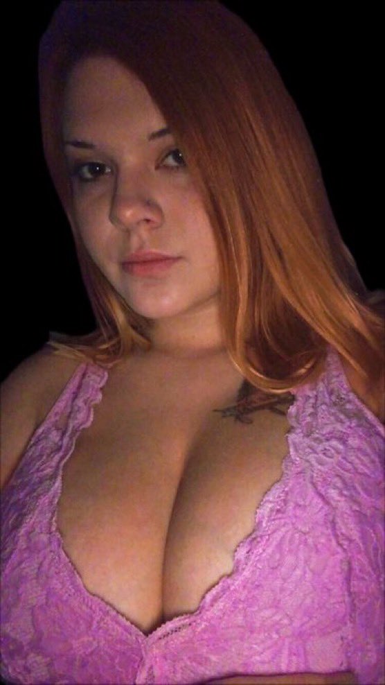 CATFISHDUMz's tweet photo. Who wanna see his sister b**bs 🥵
@jeffteaguercqy 

catfish findom humanATM paypig hypno egirl teen goon humiliation sissy femdom joi scamass trans babecock shemale 2dfd pump https://t.co/oNA0alkgKb