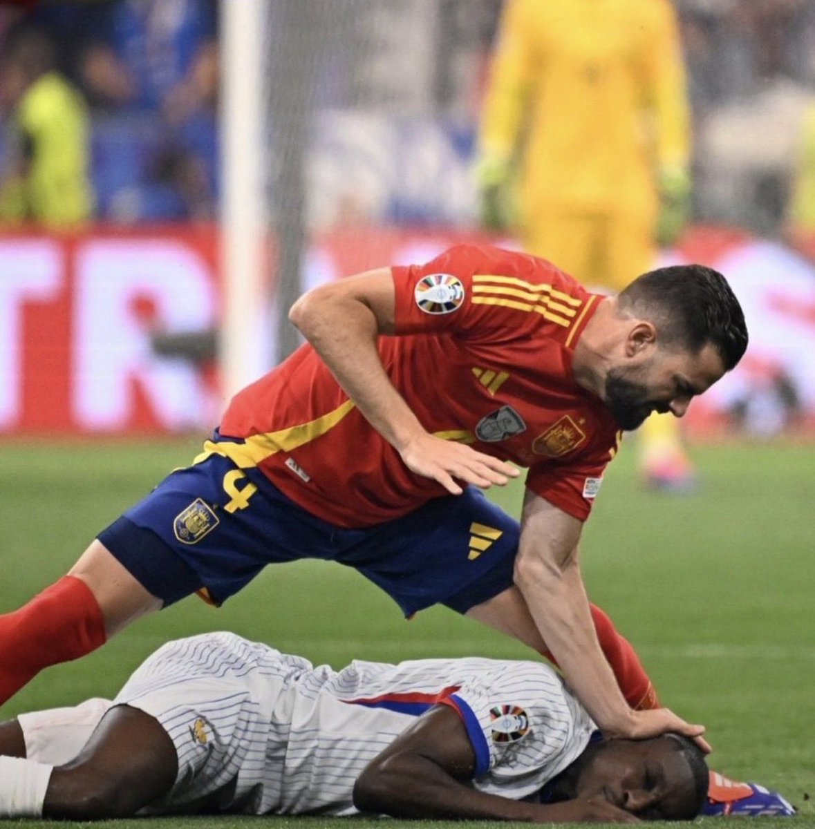csl2121's tweet photo. @hayeats @Alka_SargeMajor @equipedefrance Nooooo jajajaja vamos a ganar eso lo tengo claro. Pero es Europa vs África jajajaba https://t.co/BwP8PHKP51