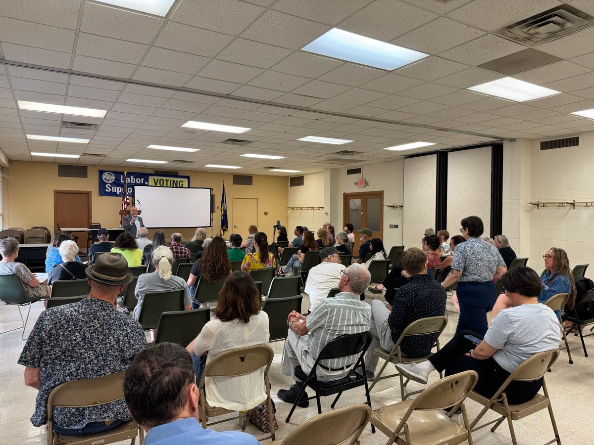 SatyaForMadison's tweet photo. Thanks to Congressman Mark Pocan for holding a town hall in Madison and listening to the concerns of our constituents! https://t.co/JPlJkkjdBz