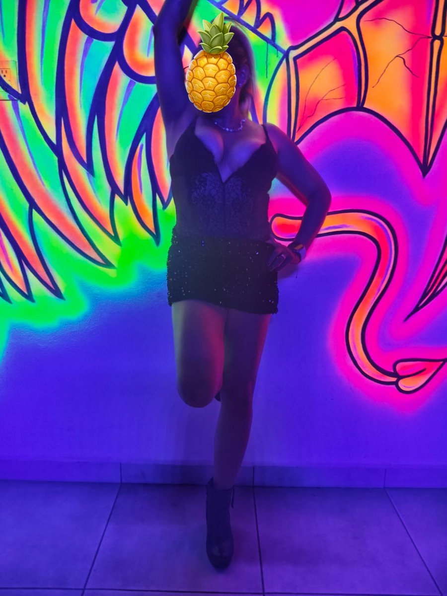 Alexvil89SW's tweet photo. A quien veremos hoy en @TAKISWINGER tenemos ganas de bailar y echar desmadre somos Brenda y Alexis si nos ven nos saludan 🙏 https://t.co/mVuZMMWDpl