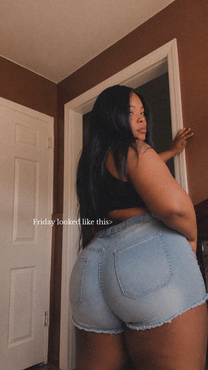 RealThickianaa's tweet photo. ✨ Raw as hell 😮‍💨🔥 gotta come see it in person 😍👀 https://t.co/asuCurD4Xb