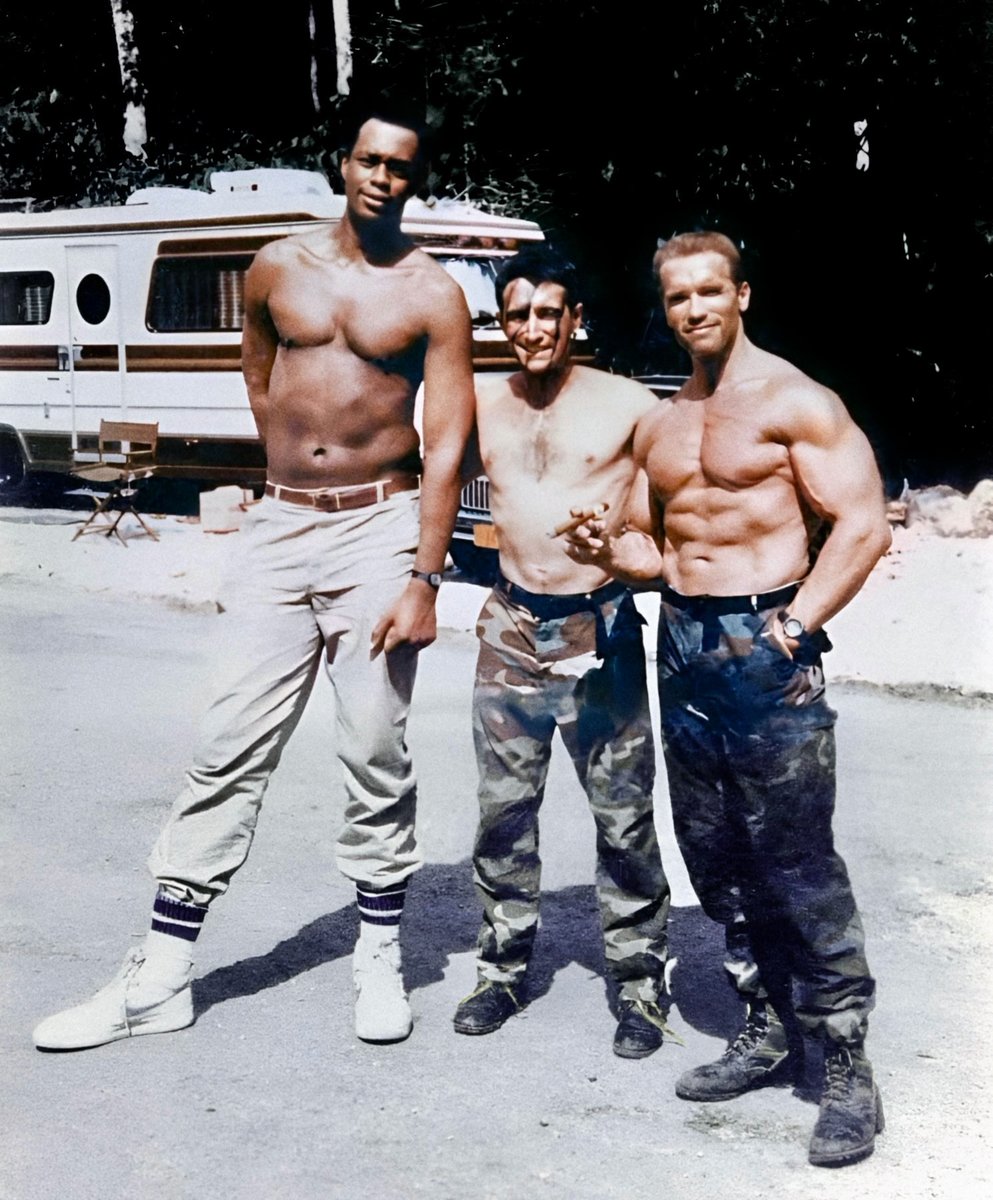 RetroReminiscer's tweet photo. Behind the scenes photos from the filming of PREDATOR (1987). https://t.co/7H3ROxYIb6