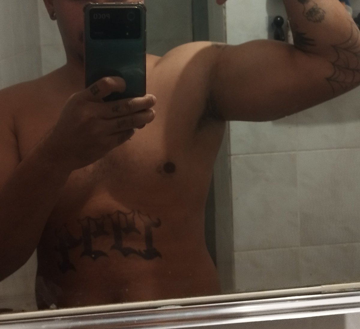 BearXArte's tweet photo. Só pra avisar que tô vivo kkk https://t.co/1cLqVBVwjq