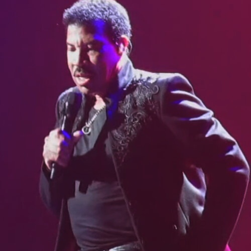 MusicNewsWeb's tweet photo. Lionel Richie, Earth, Wind & Fire, TD Garden, Boston, MA - #LionelRichie @LionelRichie #EarthWindFire @EarthWindFire - TD Garden, Boston, Massachusetts, USA
Read the full review here: https://t.co/LGrLzYcQzg
More on https://t.co/cGbkkwo6Jk https://t.co/fxdqtnFO1J