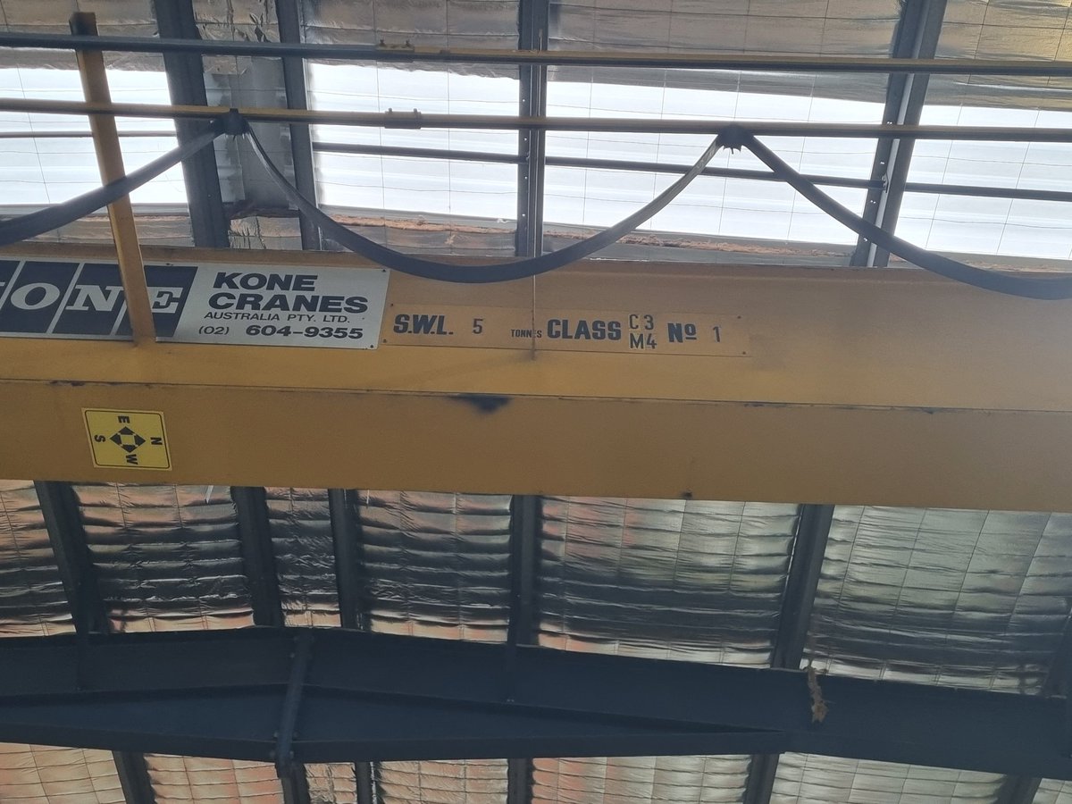 werriskneebone's tweet photo. #cranewatch https://t.co/vUA5WPOUmJ