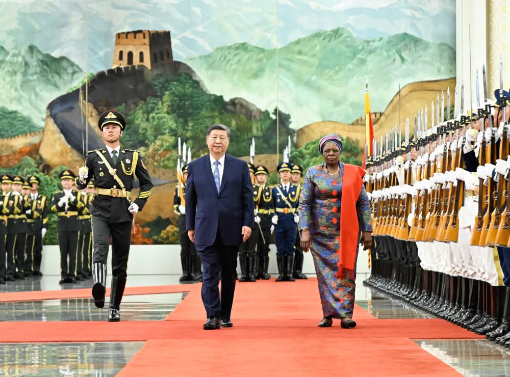 cecild84's tweet photo. President #XiJinping held a welcome ceremony in Beijing on Friday for #Namibian President Netumbo Nandi-Ndaitwah, who is on a state visit to #China. #XiDiplomacy https://t.co/nIIhziitF1