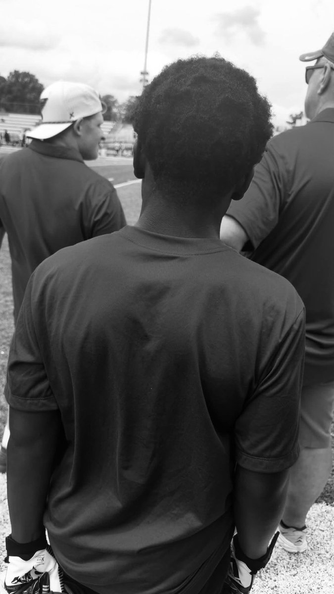 IversynDale's tweet photo. First 7 on 7 pics📸
#fyp #highschool https://t.co/G6lVK30SCz