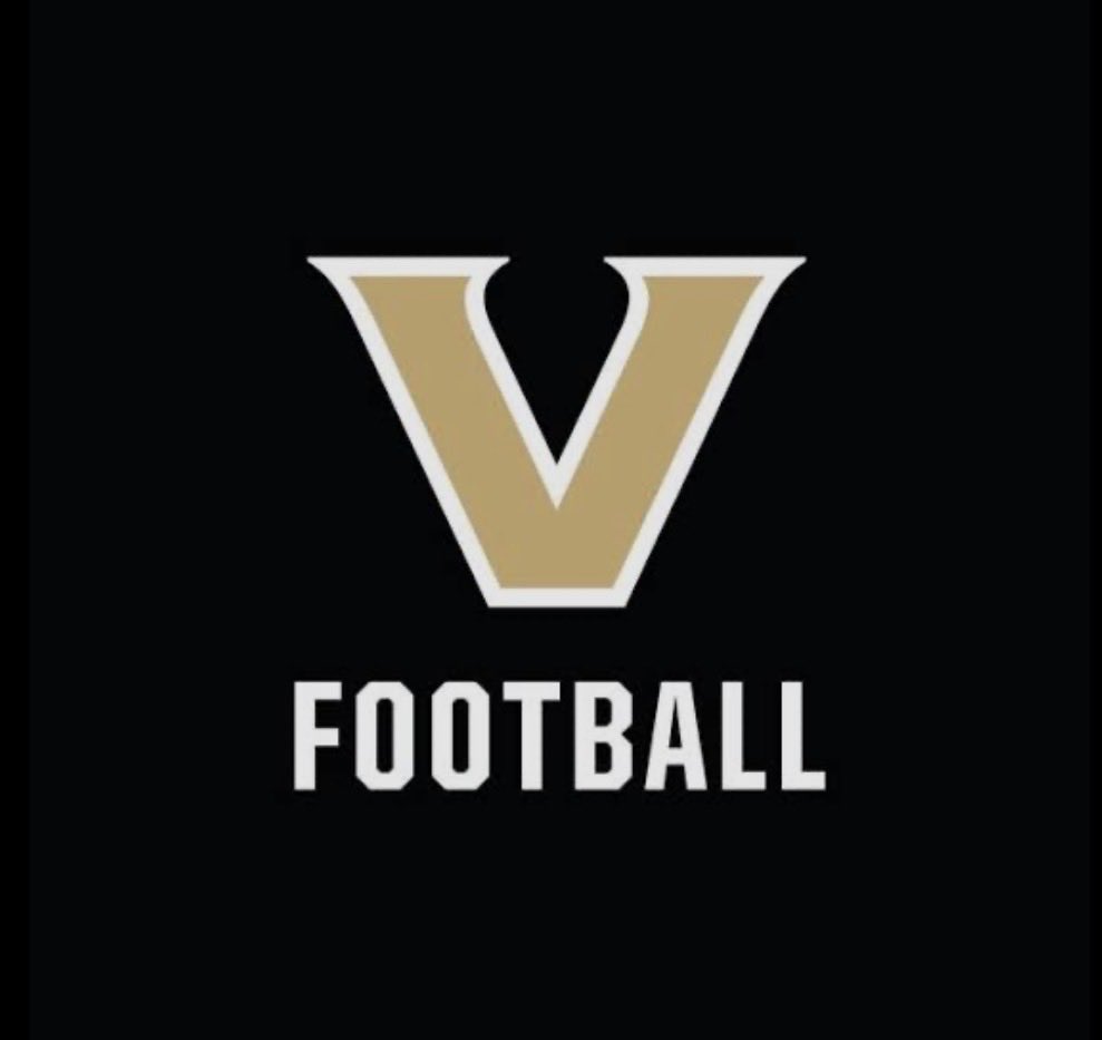 BrooksBrownqb's tweet photo. After an amazing call with @Trenton_Kirklin I am blessed to announce that I have received an offer from Vanderbilt university.
@VandyFootball @wcsRHSfootball @_CoachRodriguez @NickyV05 @TimBeckFB https://t.co/Dcb2IAsMo3
