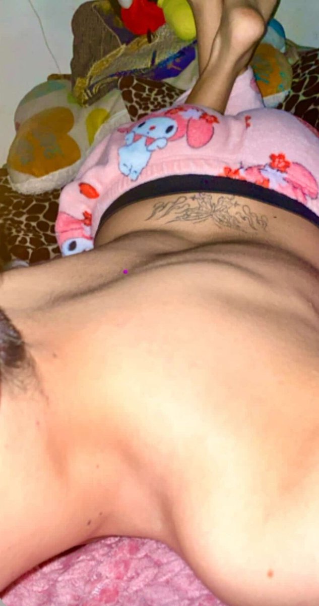 dipp3r_r's tweet photo. #CuloTragón #twink #fypシ゚viral este twink tiene ganas de pito🥺 https://t.co/2ZG3vwBaGG
