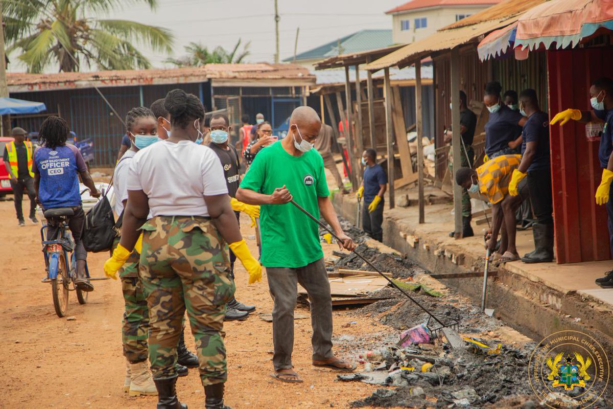 ludwig_teye's tweet photo. TEMA WEST MUNICIPALITY JOINS THE NATIONWIDE CLEAN-UP EXERCISE https://t.co/pQyqA3Hfzu