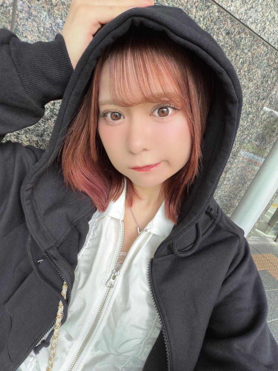 Rena_FULITBOX's tweet photo. おはよー!😚 福岡楽しみ(𓂂꜆◕⩊◕꜀𓂂) https://t.co/ewhXQ66ebo