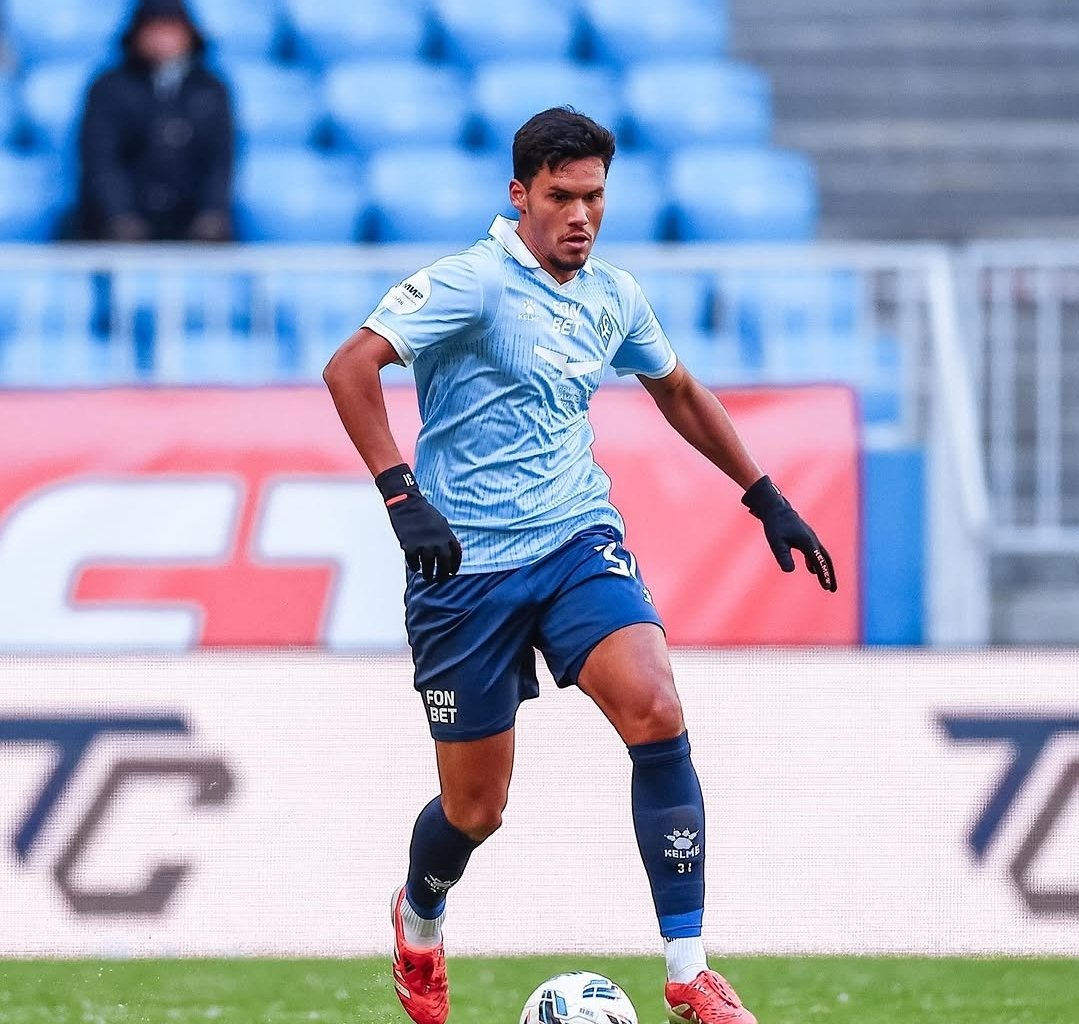 garcialuciano27's tweet photo. #Tigre🐯🚨 Gonzalo Requena tiene todo muy avanzado para ser el primer refuerzo de Tigre. Central diestro de 23 años. Viene de jugar en el Krylia Sovetov 🇷🇺. Su pase es de Instituto. Si se cierra, préstamo por un año con opción de compra. Con @CLMerlo ✍🏼. https://t.co/dm6iS6OXpa