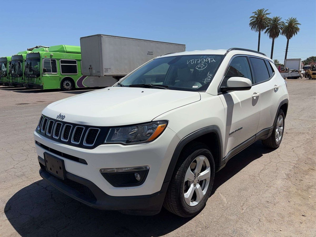 SierraAuction's tweet photo. 2018 Jeep Compass with 74k miles in our Phoenix Public Vehicle Auction Saturday, 7/11 at 8am MST! Live Public Preview Friday, 7/10 8am-3pm MST! Register And Bid Now at https://t.co/RiCXx42E6x https://t.co/gAjzbBz3sQ