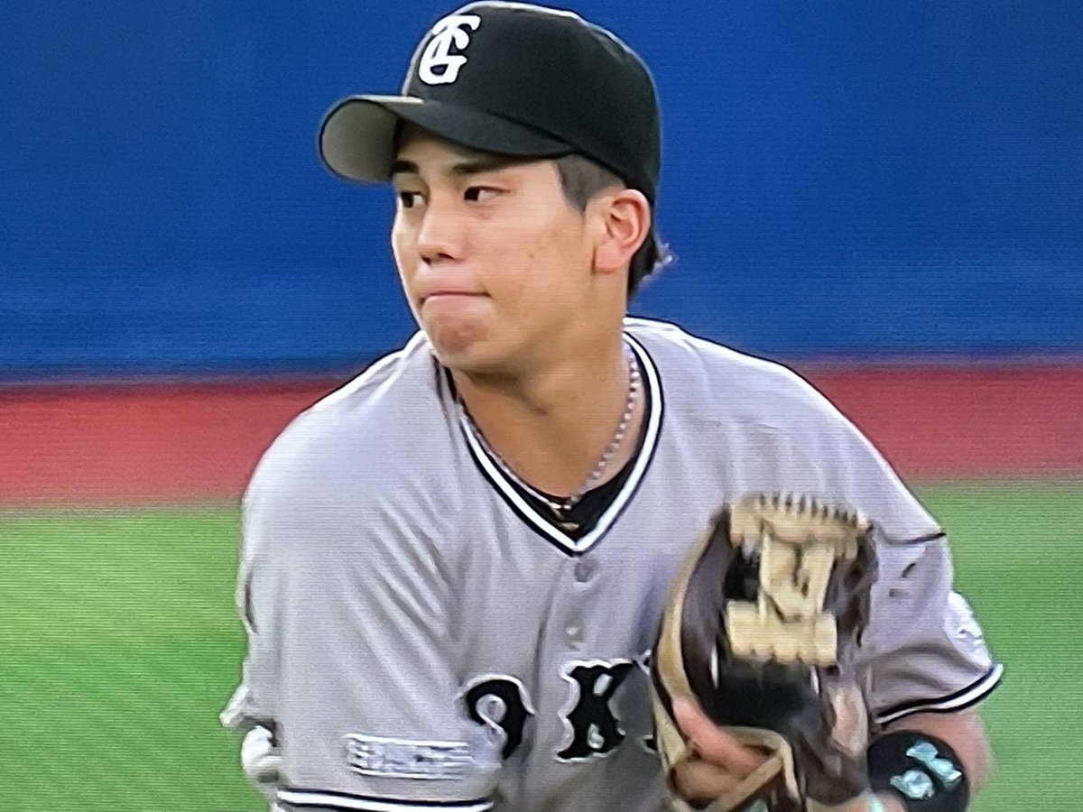 murakamishinn's tweet photo. おはようございます☀️
横浜DeNA初戦⚾️
初回4点先制でいけると思ったけど残念😢早めの追加点欲しかったですね逆転負けで3連敗😮‍💨
今日も宜しくお願いします😁
#坂本勇人
#大城卓三
#松本剛
#門脇誠
#ジャイアンツファンと繋がりたい https://t.co/EfIYUf60s9