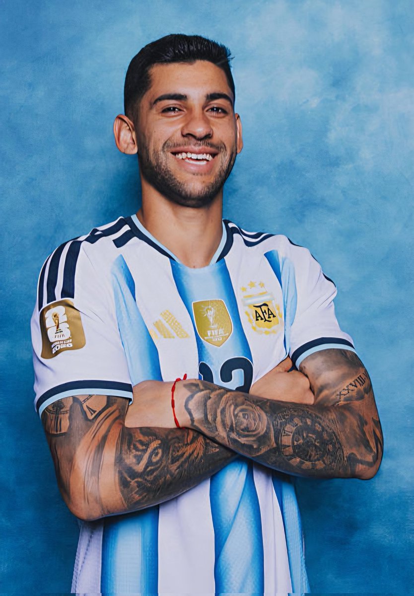 PochoTHFC's tweet photo. Hoy hay presencia Lilywhite en los 4vos del mundial:

🇦🇷 Cristian Romero + Marcos Senesi
🏴󠁧󠁢󠁥󠁮󠁧󠁿 Djed Spence

Si ambas naciones avanzan de ronda se cruzaran en unas hipotéticas semifinales 
#THFC #COYS https://t.co/2MJZD38I0q