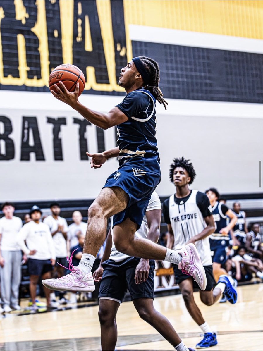 LEBoysLoboHoops's tweet photo. The “Showtime Lobos” sequel is coming to a basketball court near you this Fall. Stay tuned! 2026-2027 

#highschoolbasketball #LELobos #collegecoach https://t.co/VSJXVxjuXW