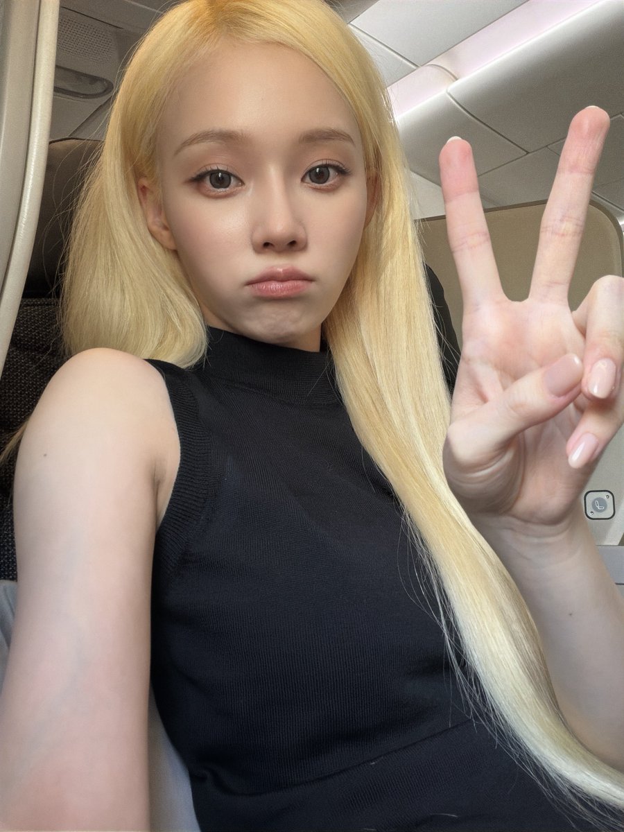 nookker_ss's tweet photo. น้องหนาว💬

“ออกเดินทางไปลอนดอน!.!”

”เดี๋ยวหนูกลับมาน้าาาาาาา😄😄😄” https://t.co/dUkMN3Ff0H