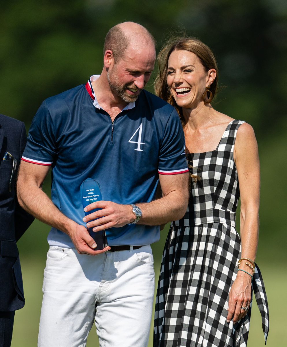 enews's tweet photo. Catherine, Princess of Wales, and Prince William share a royally sweet moment at The Royal Charity Polo Cup in Egham, England. ❤️ https://t.co/Xt7rHCOtG3 (📷: Getty) https://t.co/HohW5zrDUU