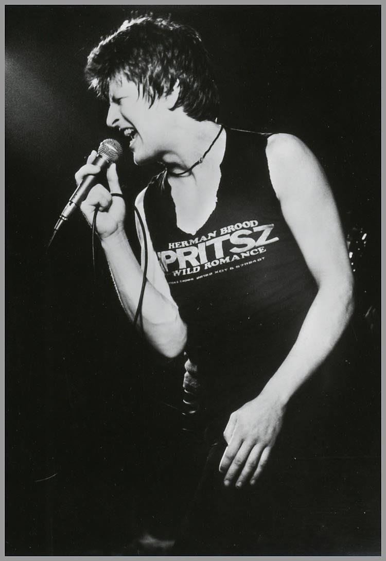 65Blankenstein's tweet photo. Herman Brood, nu al 25 jaar dood. Still a fan. https://t.co/qsfjt6VJMh