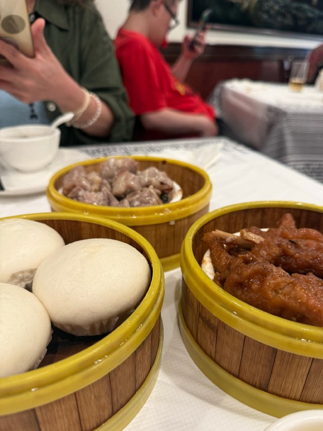 TinLoinLo's tweet photo. This long-standing classic definitely lives up to the reputation. Itโs not just about the taste; itโs about that vibrant, bustling atmosphere. ๐ฅข #WeekendEats #DimSum https://t.co/s5O5h5fP4P