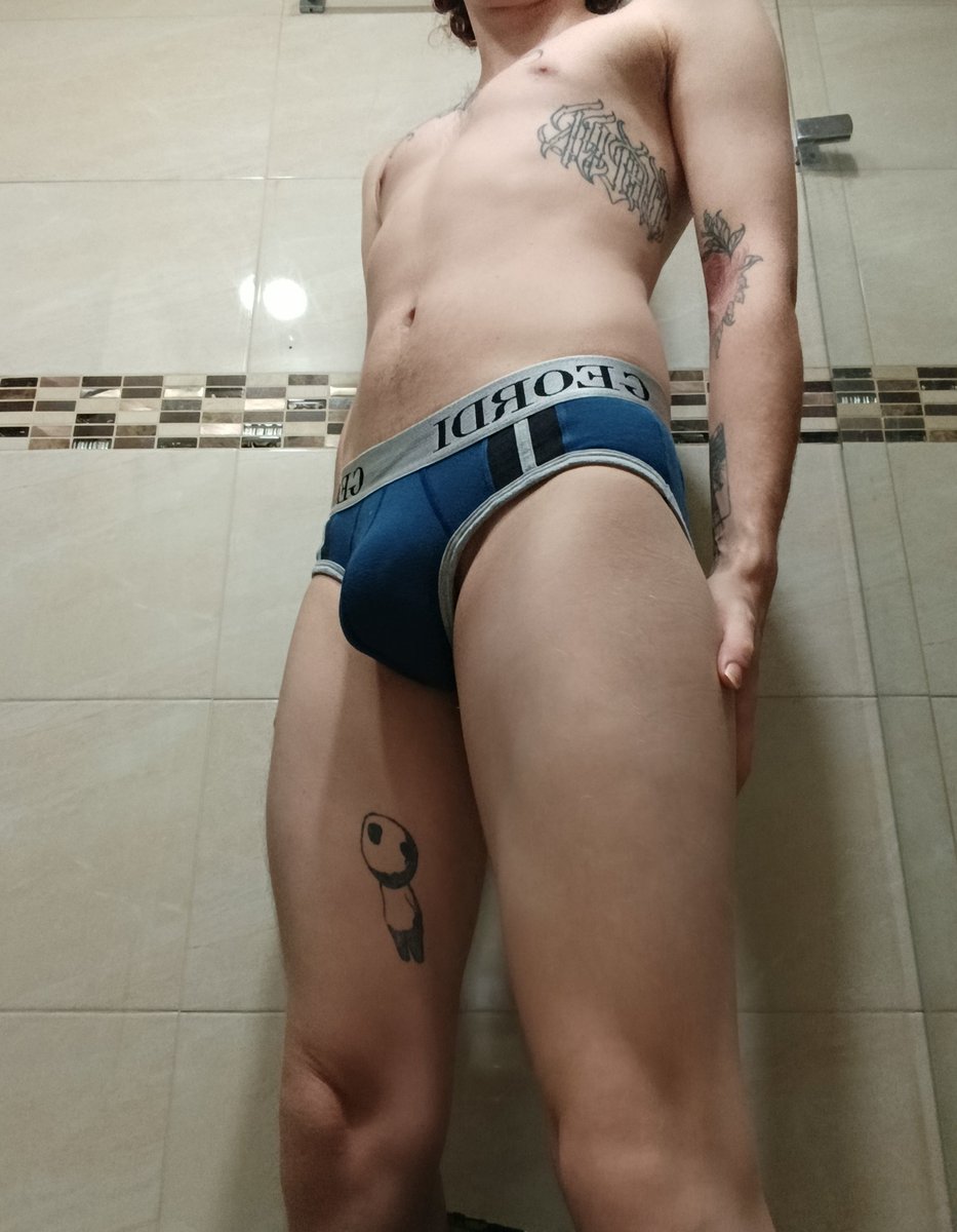 GizmoLewds's tweet photo. Hace rato no subía nada https://t.co/HK5Ttzkl4e