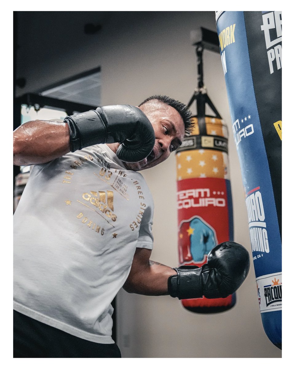 TheRealMGesta's tweet photo. Embracing every session with purpose and discipline 🥊🔥 @Everlast_ 

📸 @NeilMacasadia 

#MercitoGesta #TeamSomodio #TeamEverlast #Boxing #NeverStopWorking https://t.co/3eVdSlxmVM