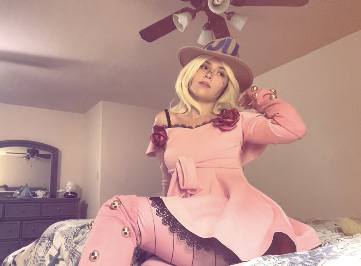 itsmyexodus_'s tweet photo. Lucy Steel cosplay 💓 I actually love this cosplay so much it’s so cute. https://t.co/KWRbtBakzK
