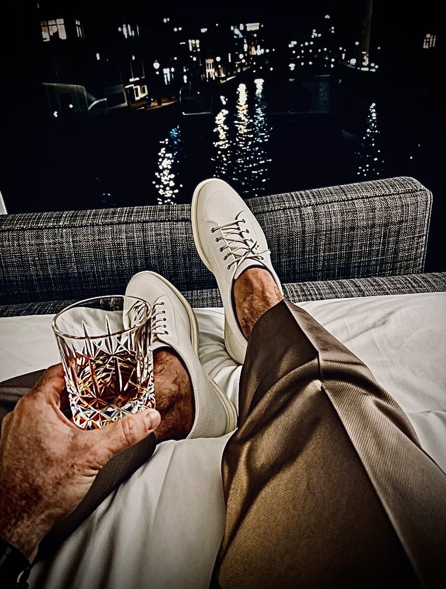 theceobear's tweet photo. Amsterdam. Suite secured, whiskey poured, looking down at the canals. My weekend downtime is worth more than your entire life's work. You want to perceive this reality? Pay the luxury tax. Intake fee required. Link in bio.
#CEODom #QuietLuxury #Cashmaster https://t.co/dBb1VKGGg0