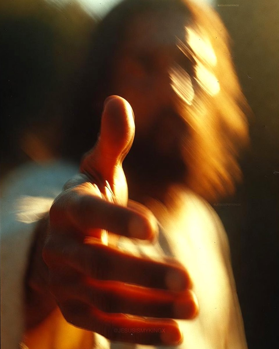 JesusIsMyKingX's tweet photo. He’s reaching for you right now.

Will you take His hand?

Amen = Yes
Skip = No https://t.co/1Xt5yW1LTF
