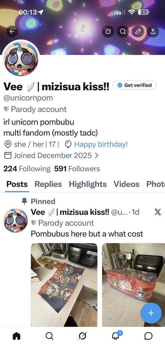 Vee 🪽| mizisua kiss!! tweet media