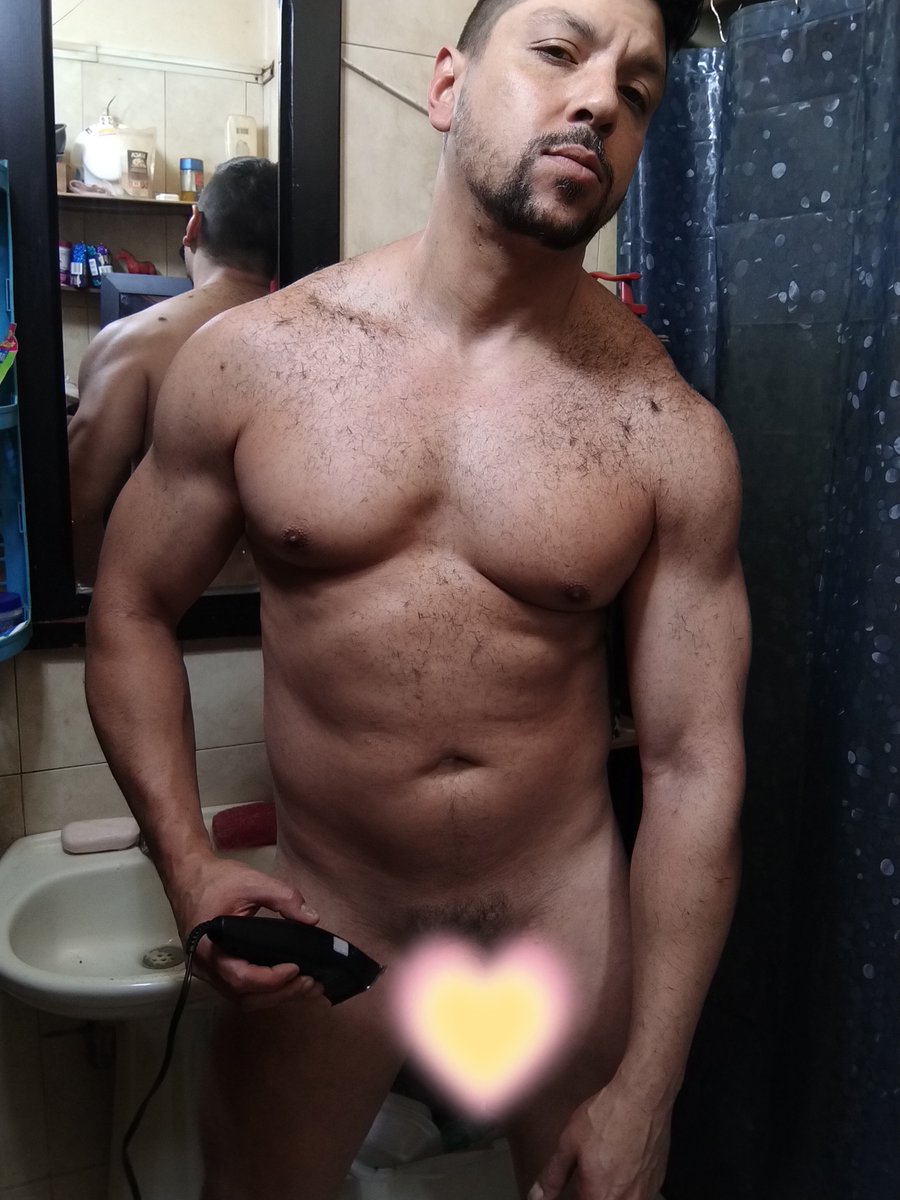 carlose_alpha's tweet photo. Watch me cut my own hair and trim my bulge area, it is a great time as I tell you how I do it, it's a nude and fun time with me. 
https://t.co/lfAEADDFZm

#haircut #onlyfans #grooming https://t.co/hM06eXrpsT