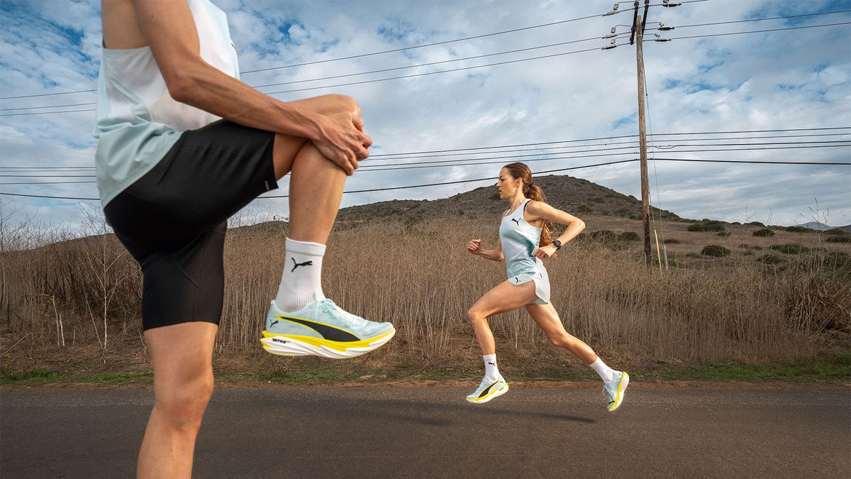 PUMAmexico's tweet photo. Para los que ya conocen las Deviate Nitro 4 y saben lo que significa dar el siguiente paso. Deviate NITRO Elite 4, disponible ahora. 🏃‍♂️⚡️ https://t.co/wJqiVOnob0