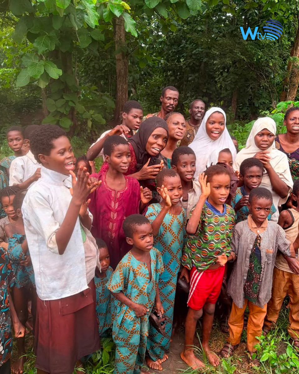 wilberforce_Tv's tweet photo. 🇳🇬 Relief as all pupils and teachers abducted during the May 15 school attack in Orire, Oyo State, have regained their freedom after 56 days in captivity.

The rescue was announced by Bayo Onanuga, SA to President Tinubu on Information and Strategy. https://t.co/y0Eeev3xti