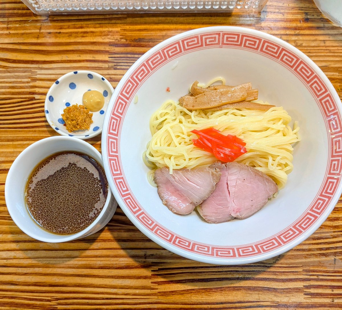 jamnajam's tweet photo. おはようございます‼️
味一です‼️
土曜日
本日の限定
『ニラ玉油そば』そろそろ終了
『つけ冷やし中華』
『煮干しつけ麵』

学生麺増量サービス
ラーメン油そば特盛まで
つけ麵は大盛りまで
無料サービス
今日の合い言葉は
『つけ麵始めました』と注文時に言って下さい https://t.co/tFlvNIOIkv