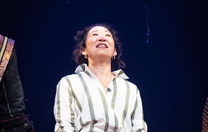 exarcdoux's tweet photo. SANDRA OH I LOVE YOU 😭😭😭 https://t.co/1jHZMK8aA3