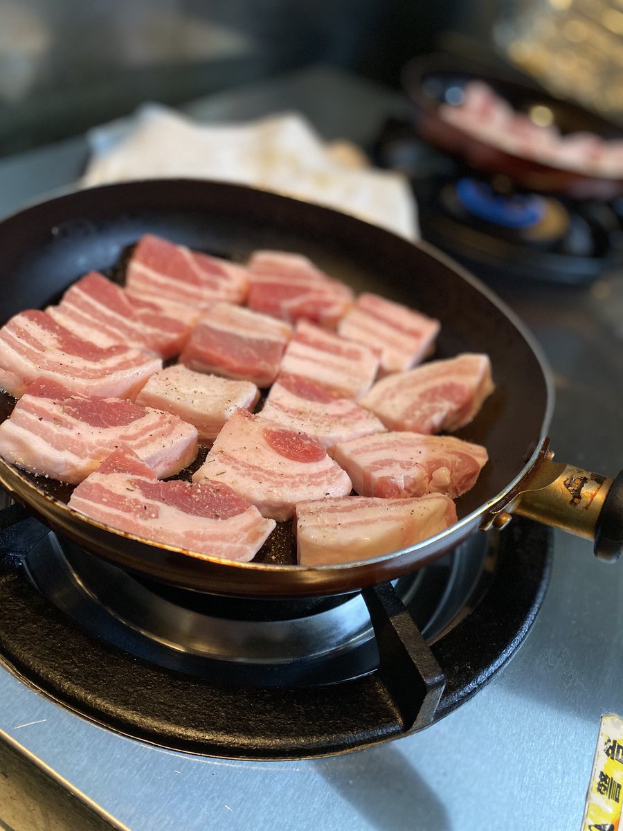 penguinArekey's tweet photo. 🍖 https://t.co/i1ICLZuuLA