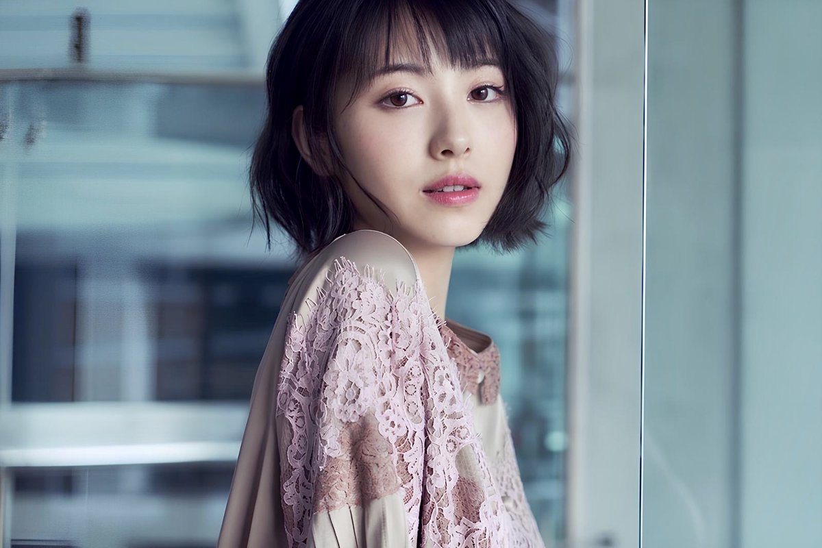 📸とりあえず、引き続き新旧様々な #浜辺美波 の写真をポスト《その72