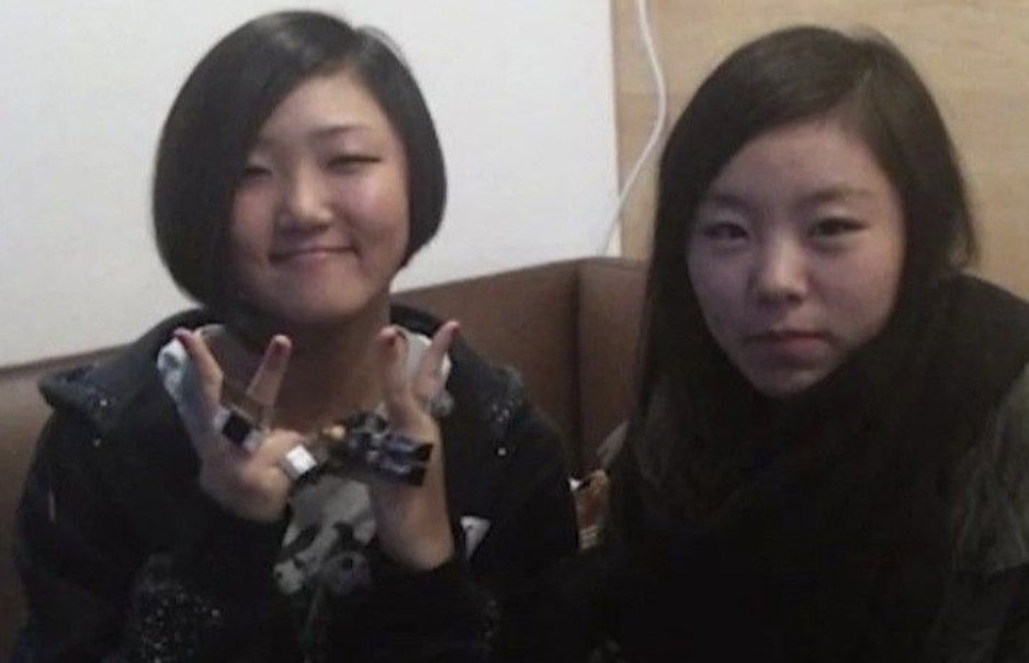 LTren794204's tweet photo. 2 middle school friends converged together and began their kpop singer dream with mamamoo. 

12 years, here we are still. ❤️

Hwasa, Wheein you girls have worked so hard. https://t.co/KYmgkPK6MW